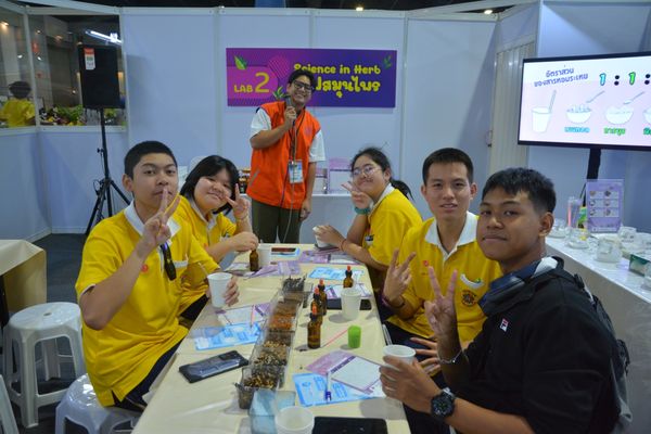 โรงเรียนปรีชานุศาสน์